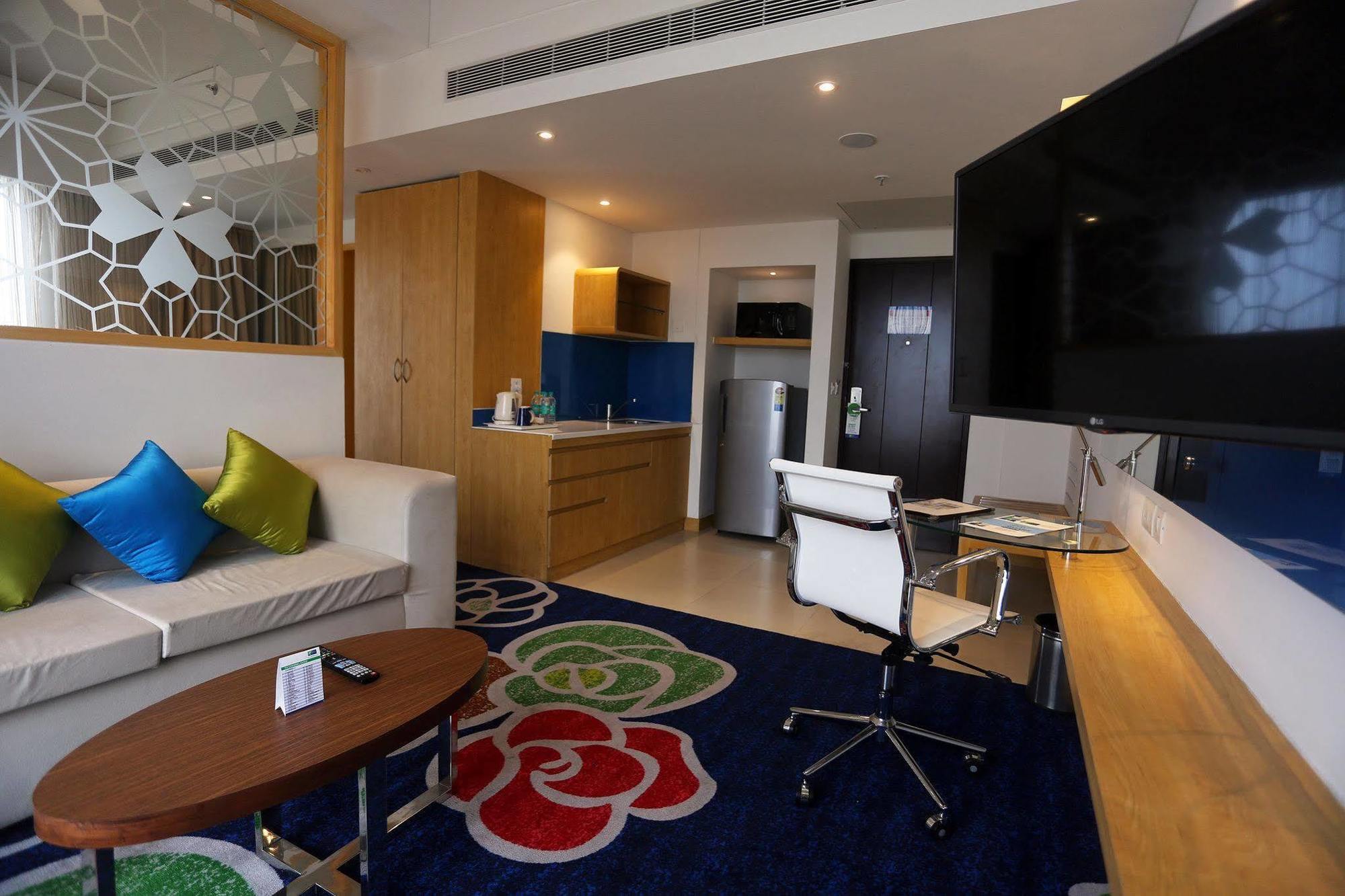 Holiday Inn Express Chennai Old Mahabalipuram Road Dış mekan fotoğraf